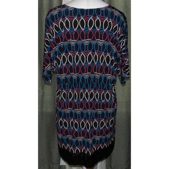 Ladies size 2X Bisou Bisou artsy stretch blend tunic top black satin trim - Picture 2 of 5